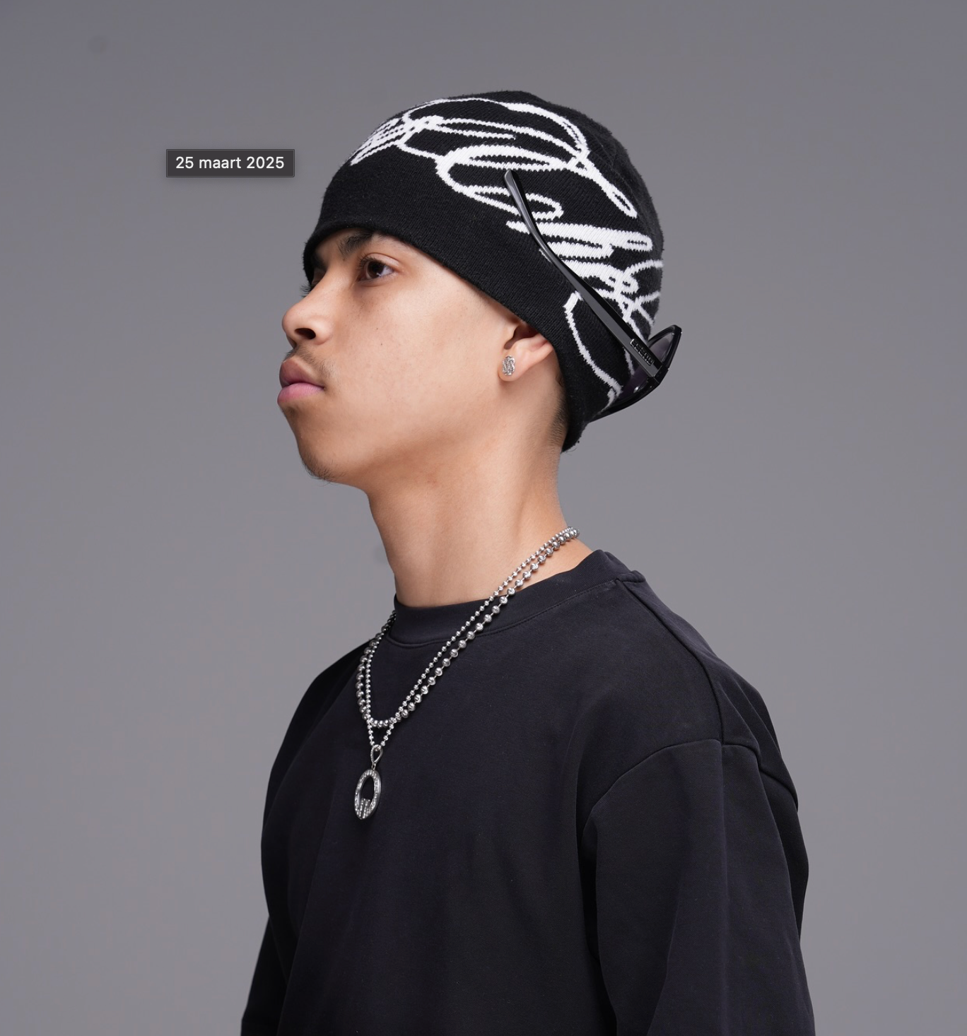 an image of an artist